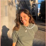Estudiante de tercer año de ingeniería de la edificación en la universidad de girona , dispuesta a ayudar !